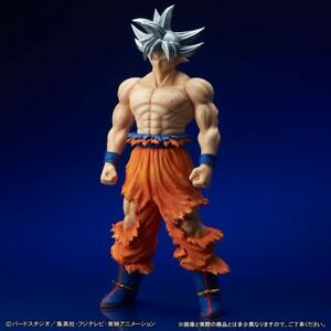 17” Inch Tall HUGE Gigantic Series Ultra Instinct Goku X-Plus Figure 1/4 Scale Figure X-Plus Gigantic Series