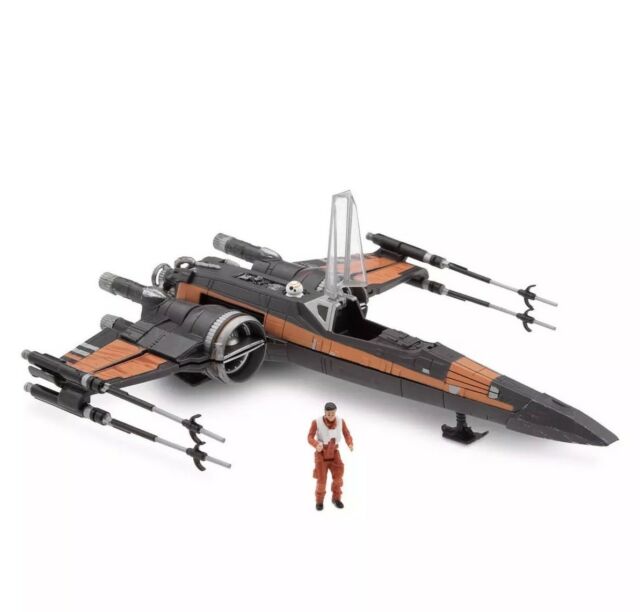 ekskrementer efter det prik 10" Inch Display X-Wing Star Wars Vehicle Jedi Poe Dameron & Fighter F – My  Collectible Collections